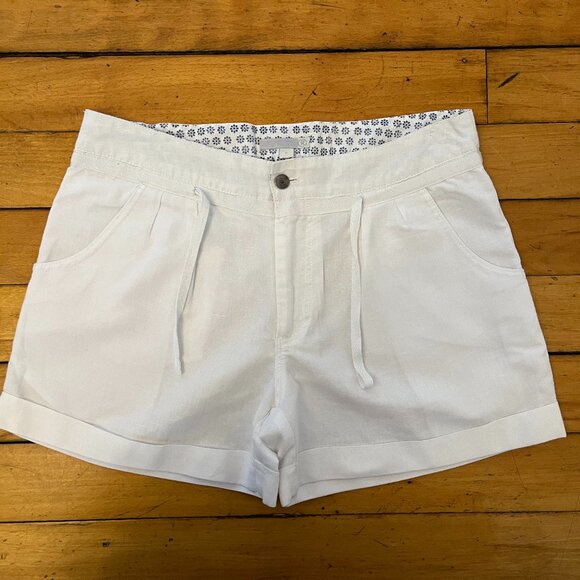 White Linen Blend Shorts with Self Tie, Size 4 - Picture 1 of 9
